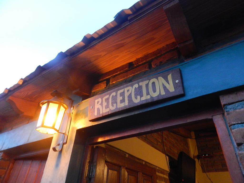 Hostal Del Suri Cafayate Exteriör bild